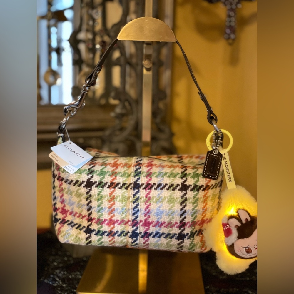 COACH NWT Hampton Tattersall Top Handle Pouchette Mini Bag W/NWOT Labubu Charm - Picture 4 of 17